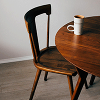 アンティークチェアー